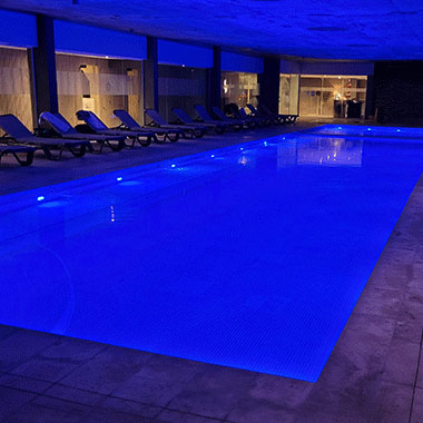 Latitud Norte - Departamento con piscina climatizada en Pinamar